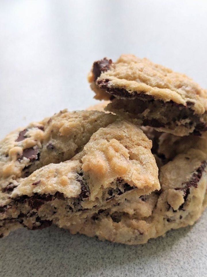 Amy Cookies Amy's Famous Chocolate Chunk Cookies – FRESCO CHOCOLATE